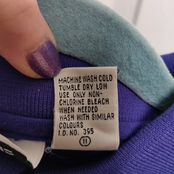 Vintage Gitano Purple Floral Quilted Collared Sweatshirt Size Small - Picture 7 of 7